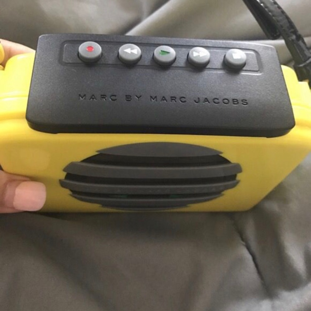 Marc Jacob Radio Crossbody